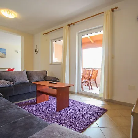 Modernes Und Helles Mit Waschmaschine, Liegen, Grill, Wifi Appartement